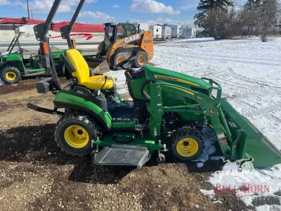 2019 John Deere 1025R