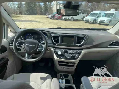 2021 Chrysler Grand Caravan SE