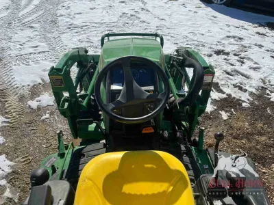 2019 John Deere 1025R