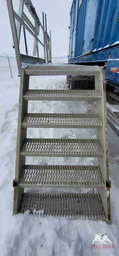 2005 Doghouse 42ft