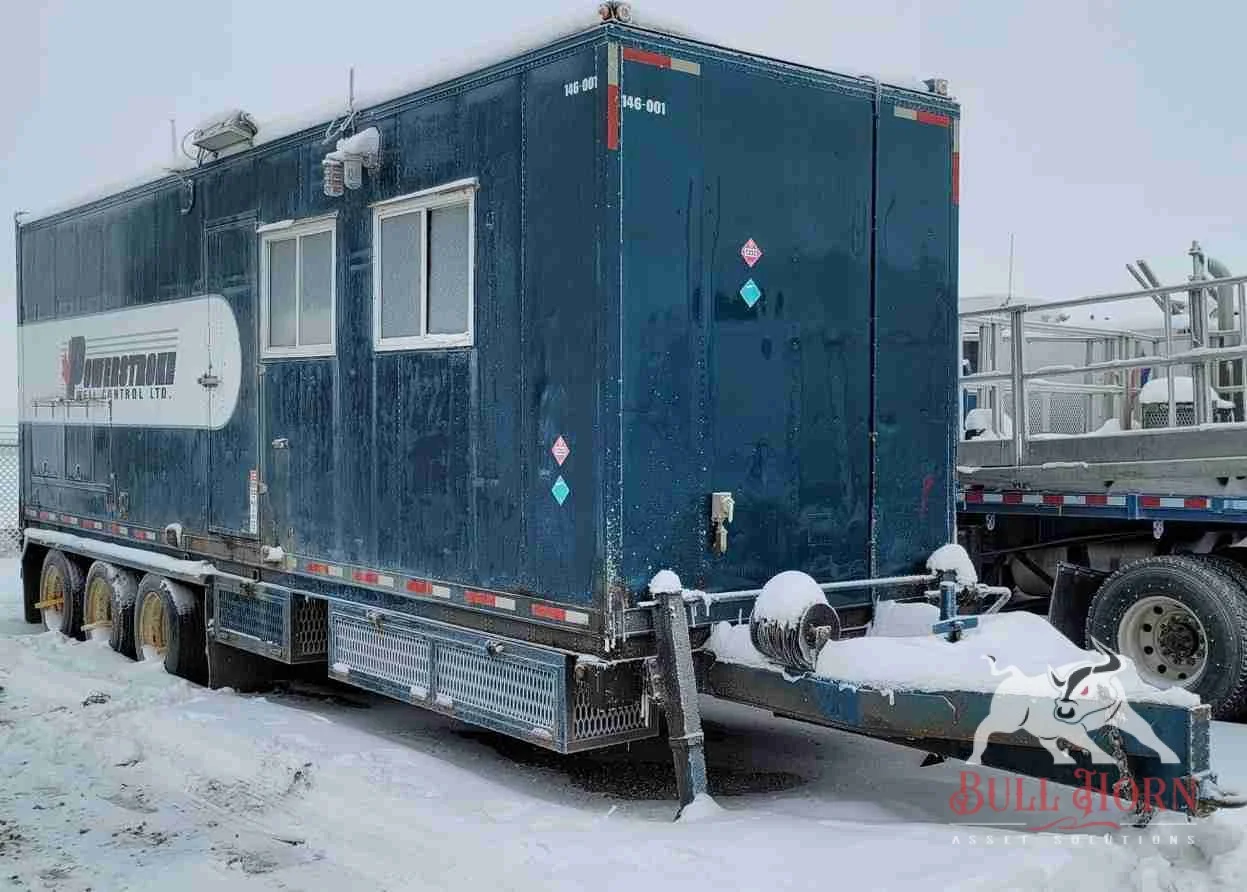 2009 Doghouse 30ft