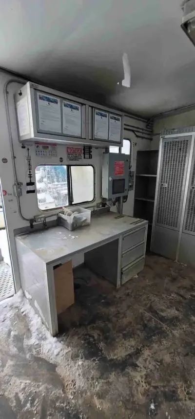 2012 Doghouse 30ft