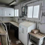 2001 Doghouse 30ft