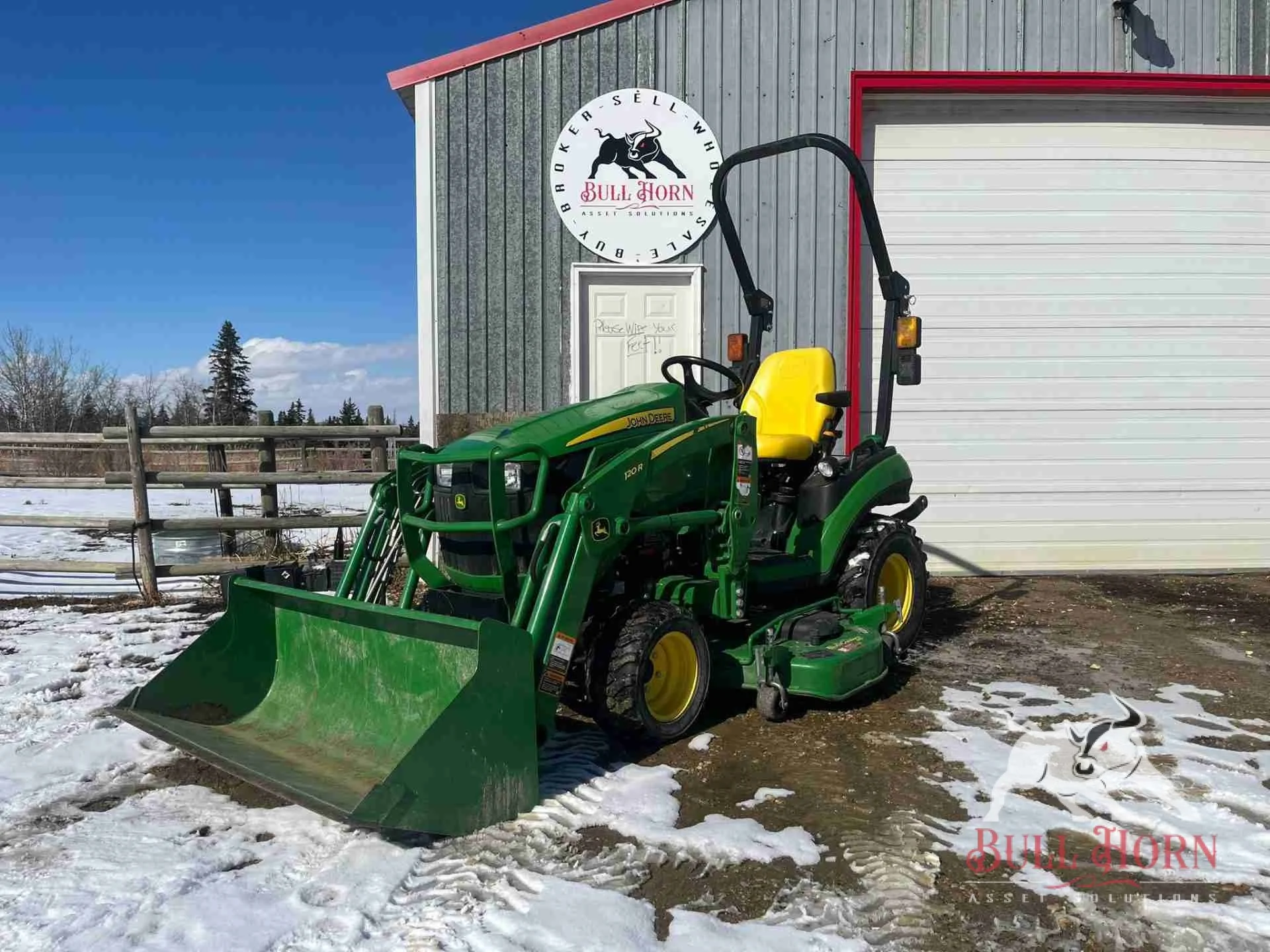 2019 John Deere 1025R