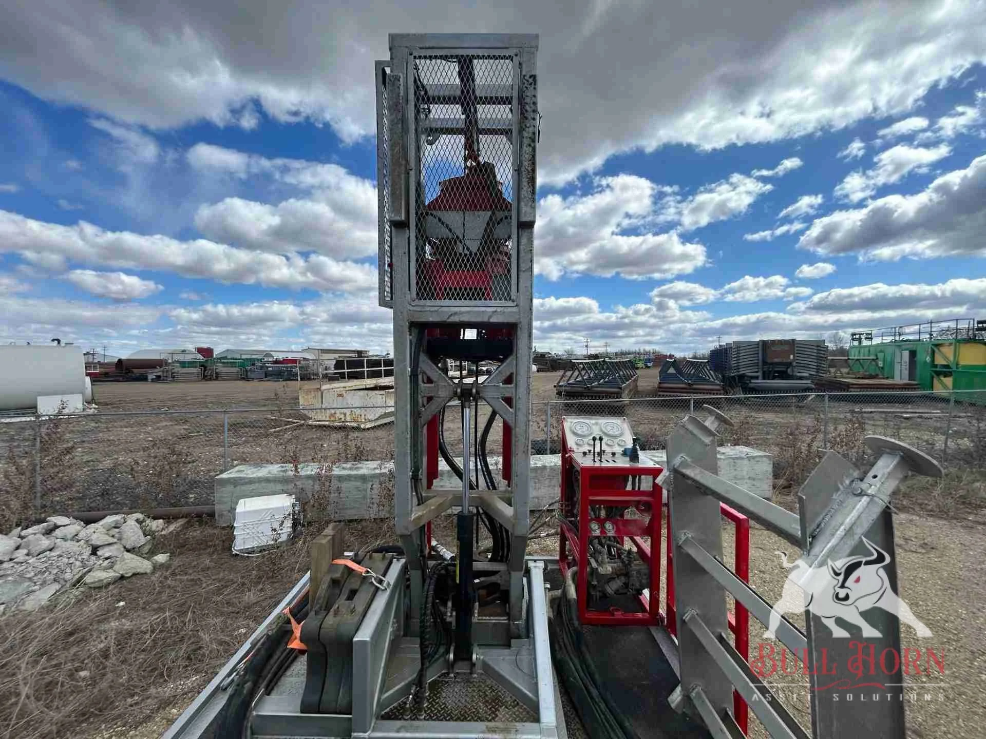 Mini Stand Alone Snubbing Units w/ 2019 Ford F550 Haul Truck