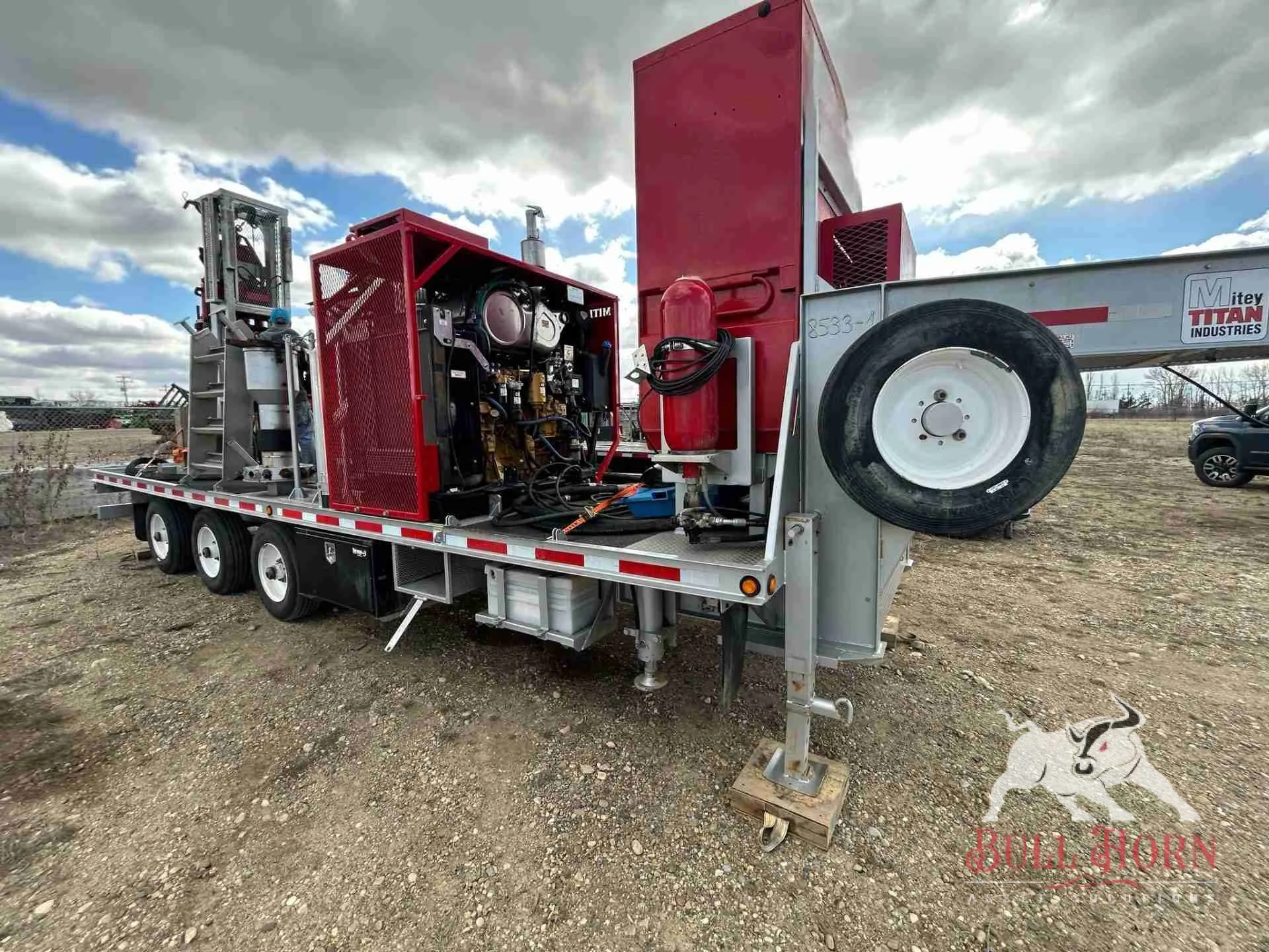 Mini Stand Alone Snubbing Units w/ 2019 Ford F550 Haul Truck
