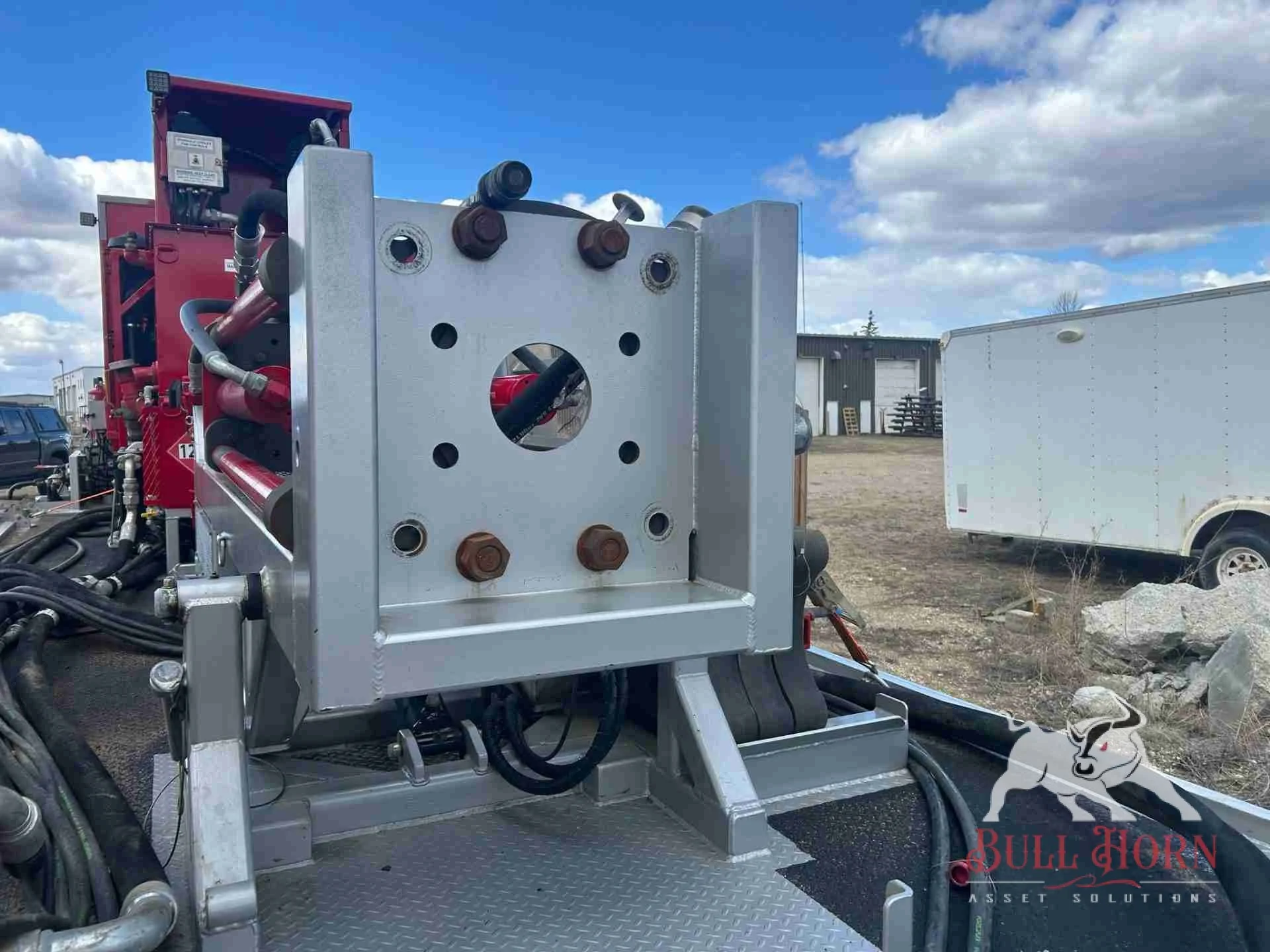 Mini Stand Alone Snubbing Units w/ 2019 Ford F550 Haul Truck