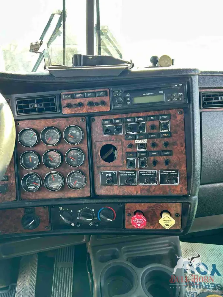 2006 KENWORTH C500B