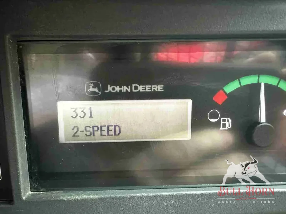 2019 John Deere Skid steer 331G