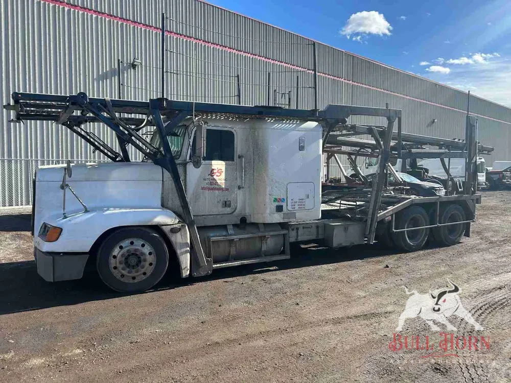 2005 Freightliner Car Hauler