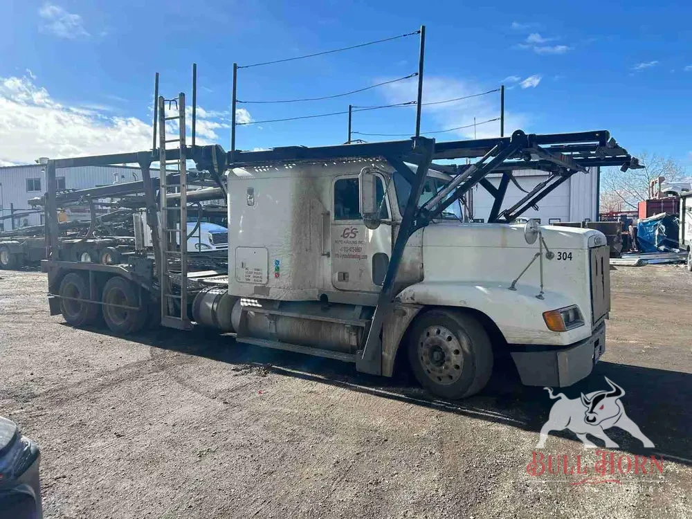 2005 Freightliner Car Hauler
