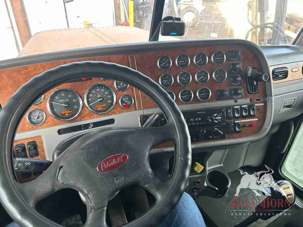 2007 Peterbilt Car Hauler