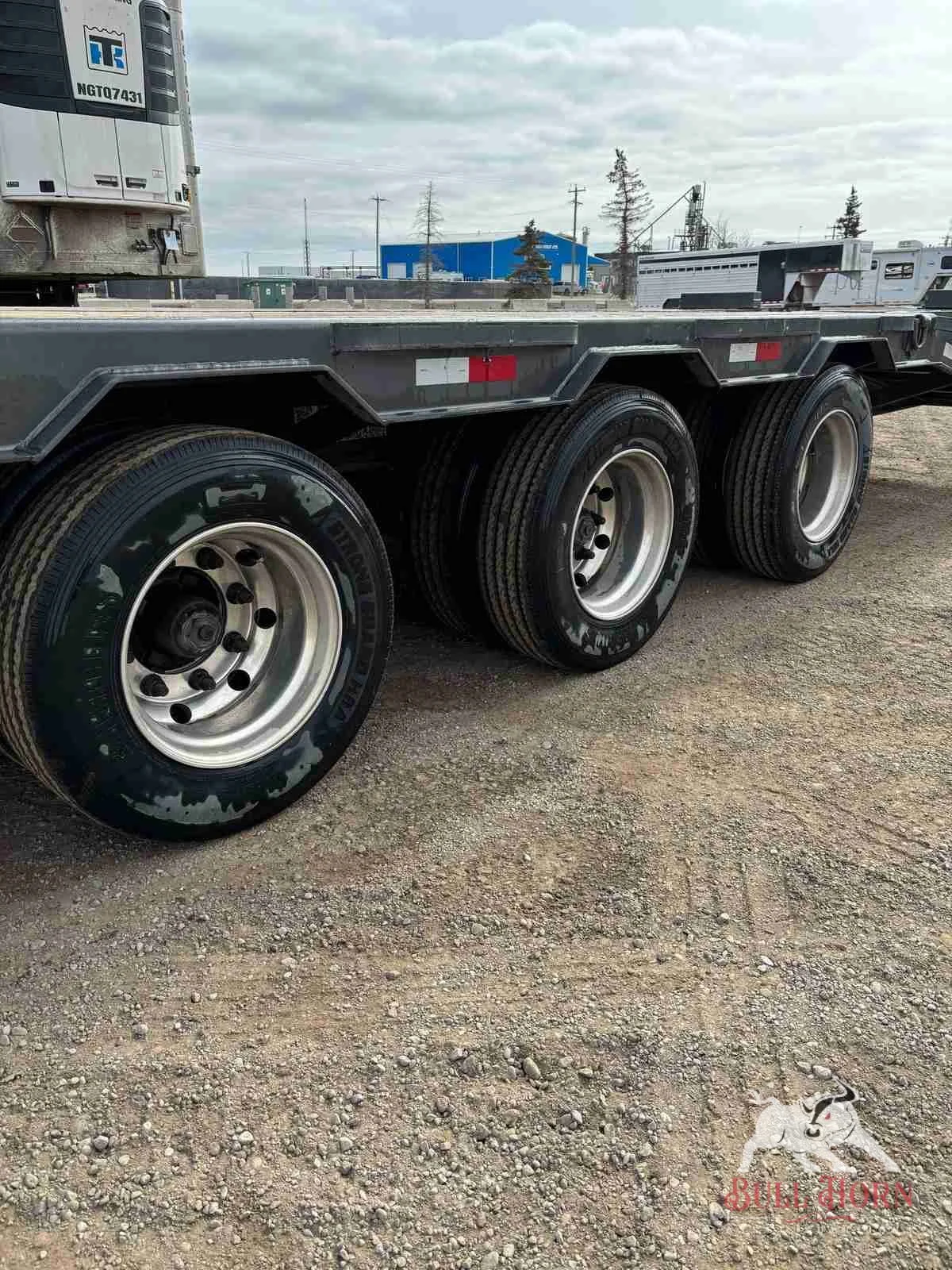 2020 FalCan 30' Trailer