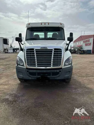 2016 Freightliner Cascadia