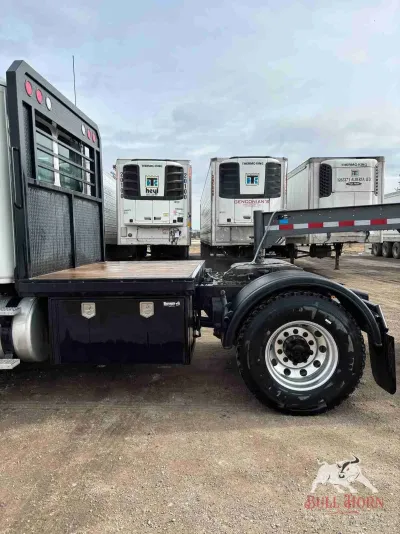 2016 Freightliner Cascadia