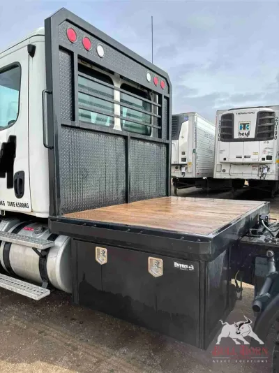 2016 Freightliner Cascadia