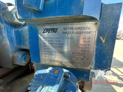 2010 Kenworth T800 w/ 2008 SJ Petro 300 Pump Truck