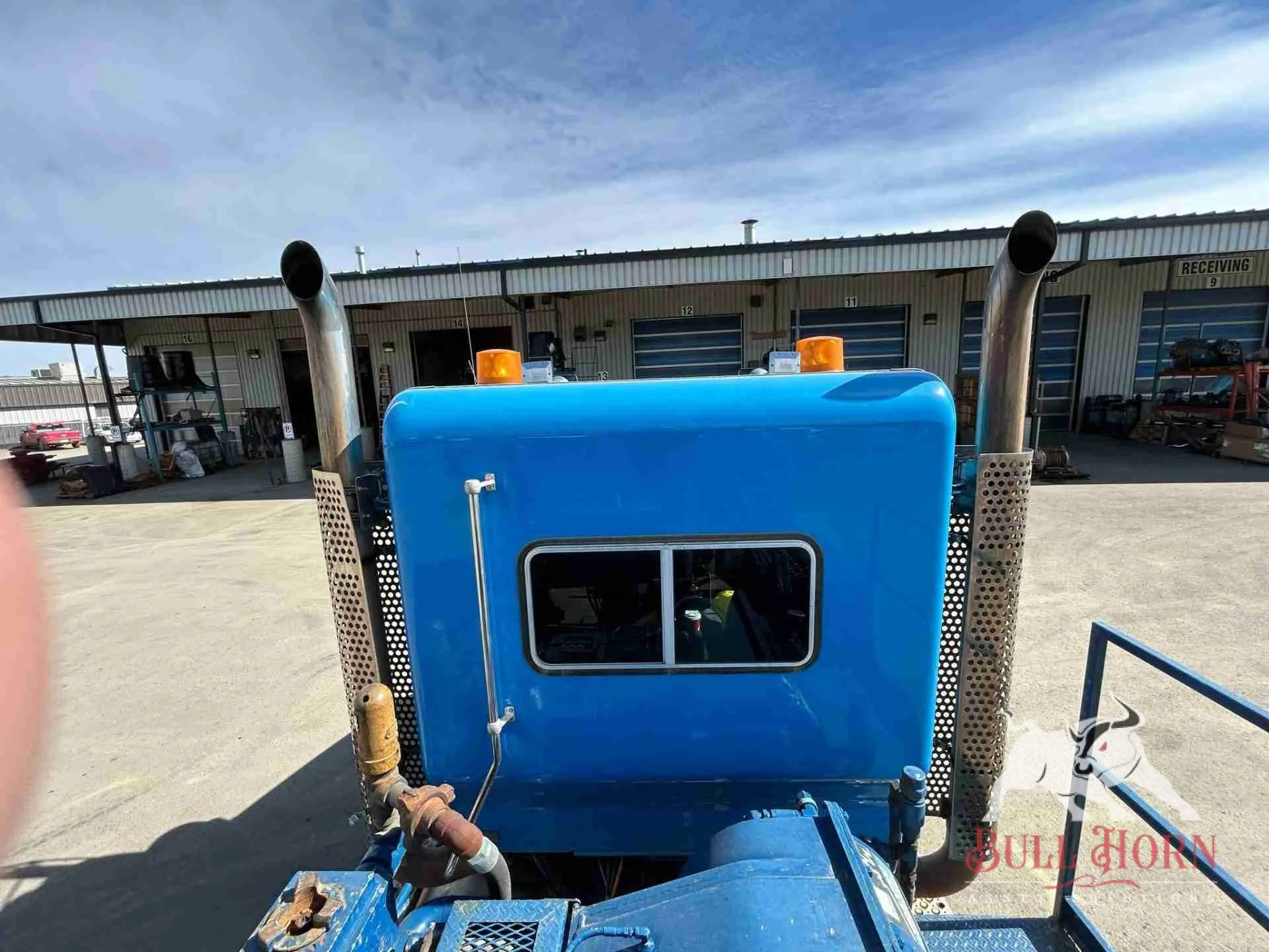 2010 Kenworth T800 w/ 2008 SJ Petro 300 Pump Truck