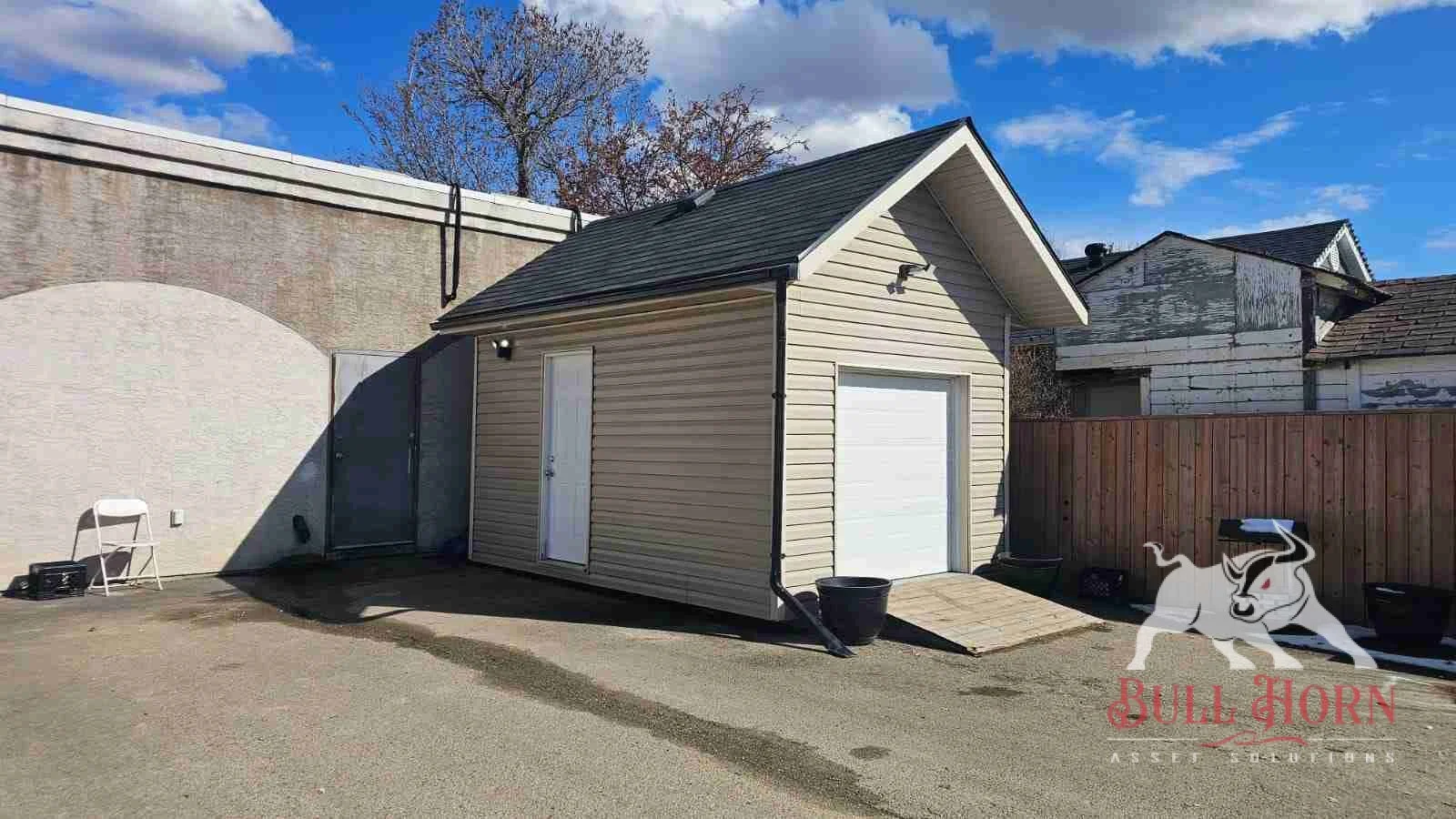 Mini Garage
