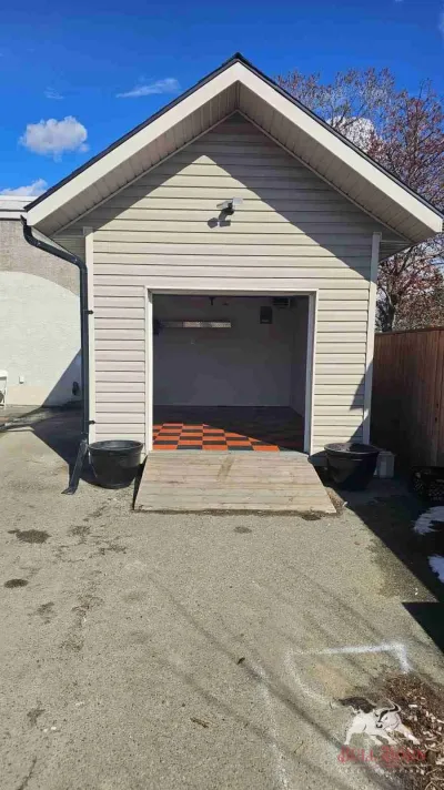 Mini Garage