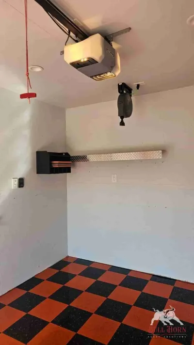 Mini Garage