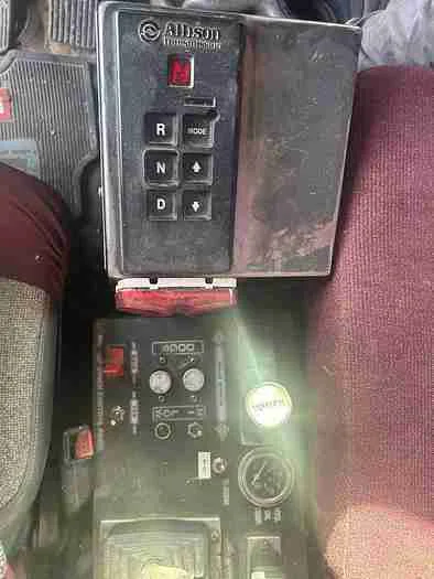 2002 Kenworth C500 Bed Truck