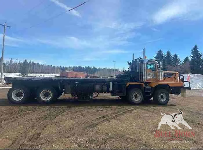 2002 Kenworth C500 Bed Truck