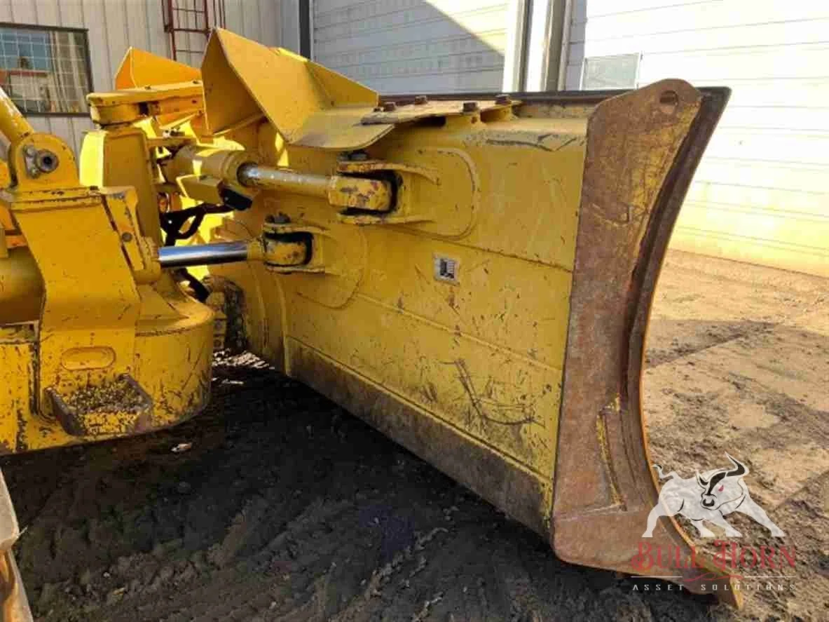 2016 Komatsu D65PXI-18