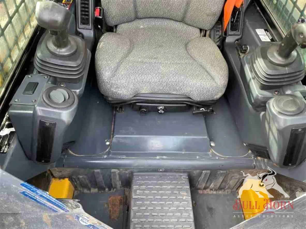 2021 John Deere Skid Steer 317G