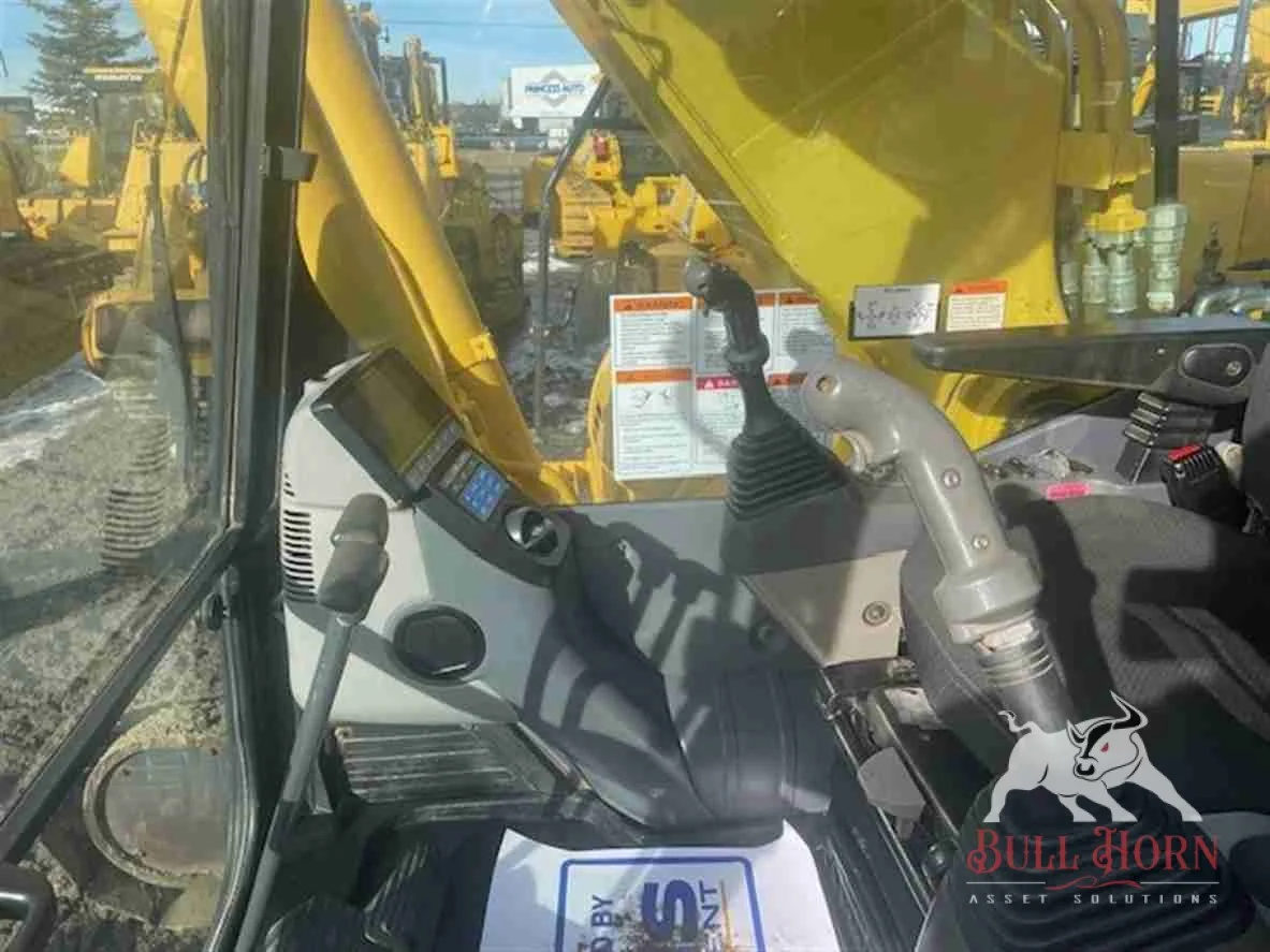 2014 Komatsu Excavator PC360LC-10