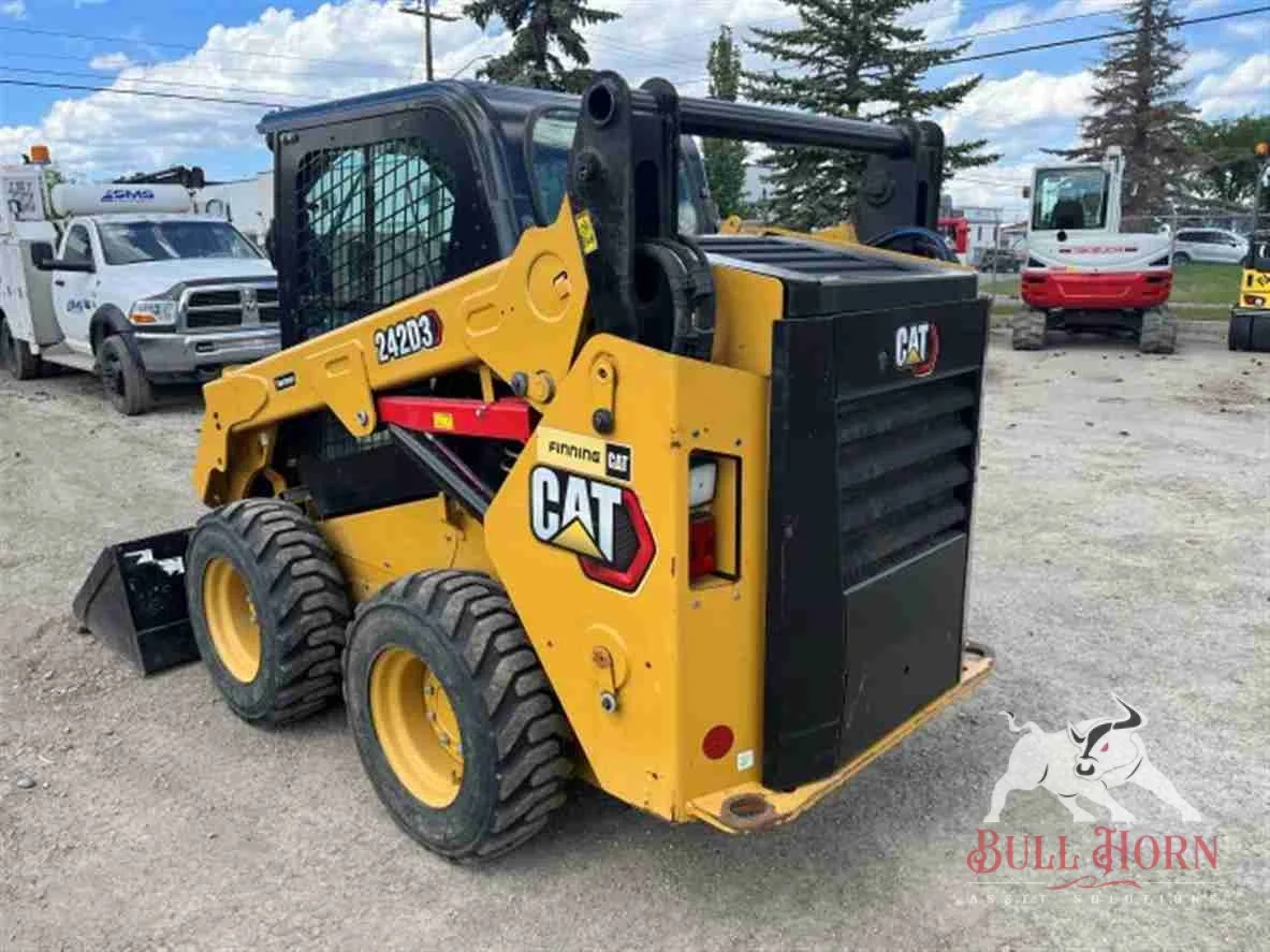 2022 CAT 242D3 Skid Steer