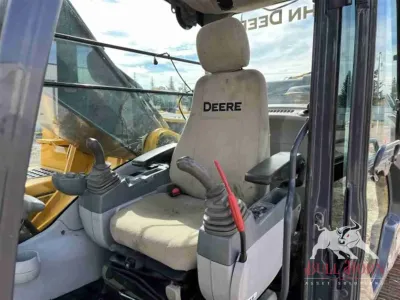 2017 John Deere 350GLC