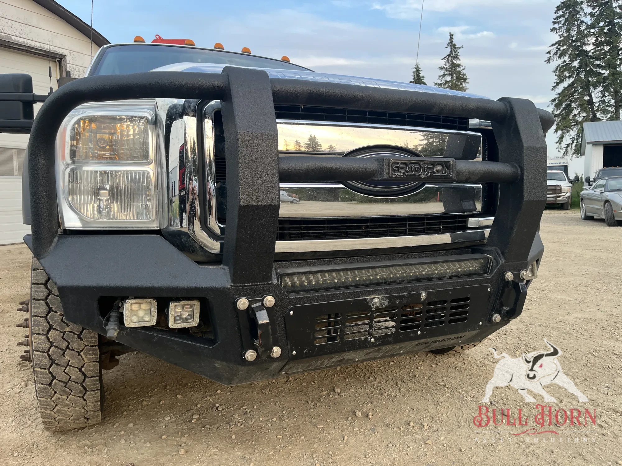 2013 FORD F-550 XLT