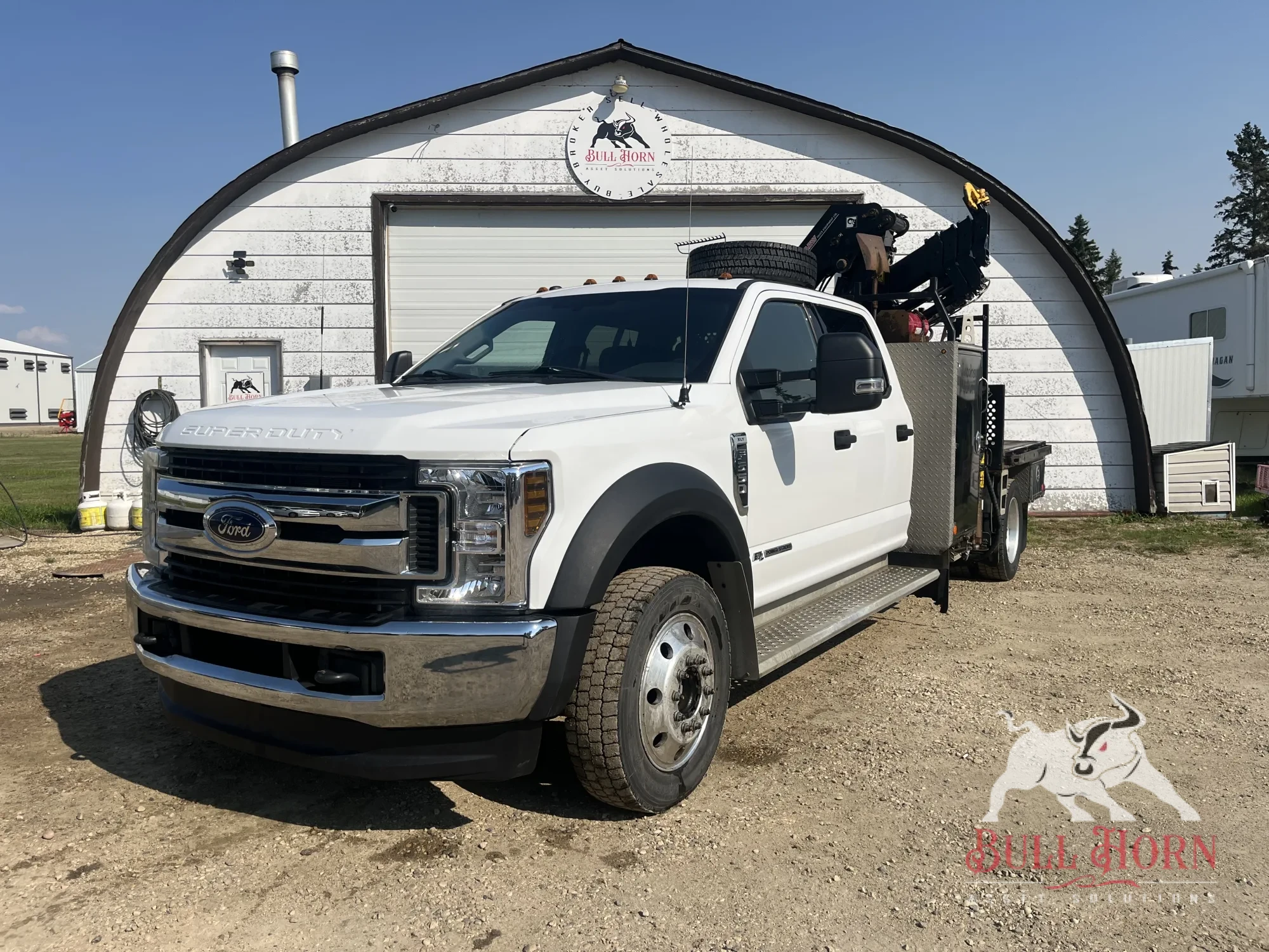 2019 FORD F-550 Super Duty - Dual Rear Wheel