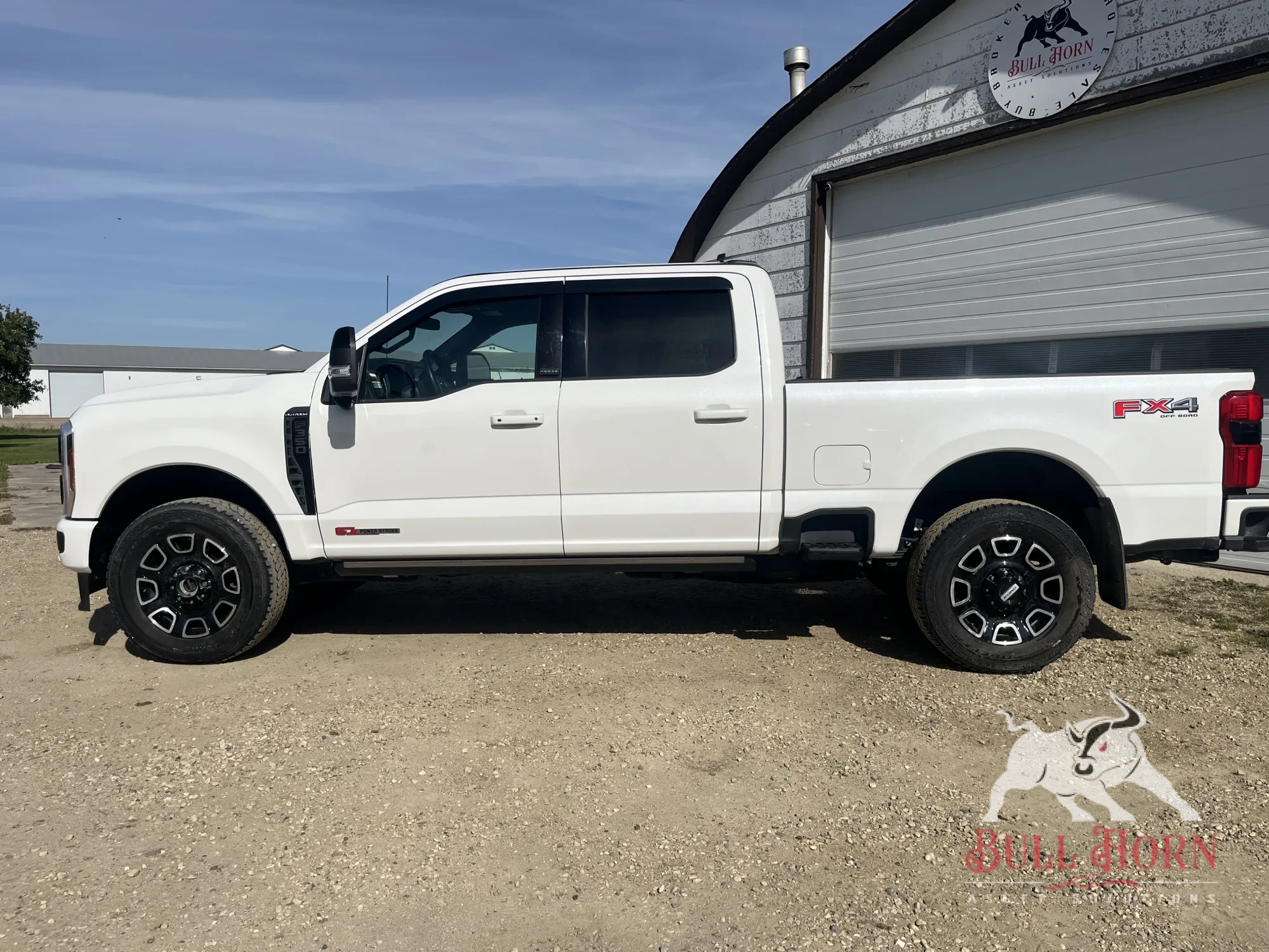 2025 FORD F-350 F-Series Super Duty-Single Rear Wheels